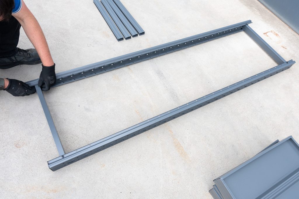 Build the Upright Frames - Connect the other horizontal beam